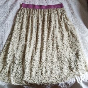 Lularoe Lola Lace overlay skirt